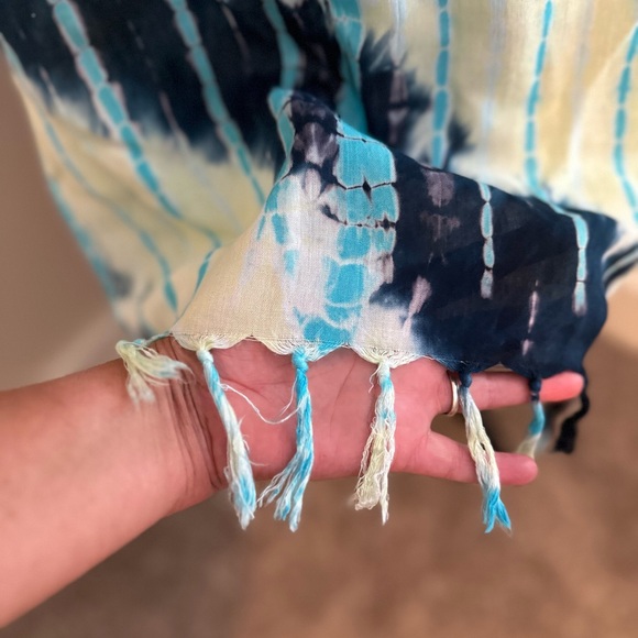 Swimsuit Coverup OS - Picture 5 of 9